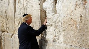 يزعم اليهود أن حائط البراق هو آخر ما تبقى من الهيكل - أ ف ب