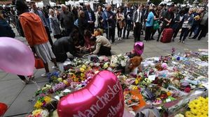 فايننشال تايمز: مانشستر واجهت الإرهاب سابقا وانتصرت عليه وستفعل ذلك ثانية- أ ف ب