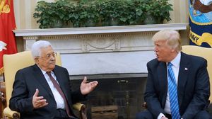 ترامب عبر عن دهشته من "مستوى التعاون بين زعماء إسرائيل والفلسطينيين" - أ ف ب 