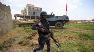 القوات العراقية قالت إن 20 عنصرا تسللوا من الصحراء إلى الموصل- أ ف ب