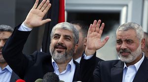 أعلن مشعل فوز هنية خلفا له على رأس المكتب السياسي لحركة حماس السبت- أرشيفية