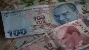 ساعدت تصريحات إردوغان في دفع الليرة المتعثرة إلى مستوى قياسي جديد بلغ أكثر من 4.43 مقابل الدولار- جيتي
