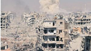 النظام السوري قال إنه بات يسطير على أكثر من 80 في المئة من مساحة مخيم اليرموك- تويتر