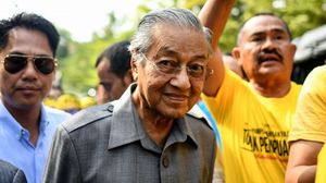 مهاتير محمد: ماليزيا ستفرج عن السياسي الإصلاحي أنور إبراهيم غدا الأربعاء- جيتي 