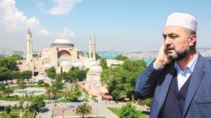 يني شفق: الأذان يشكل وسيلة لدعوة غير المسلمين للإسلام، وذلك ما تحرص عليه مساجد إسطنبول