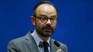 أشار رئيس حكومة فرنسا إلى أنهم تفهموا غضب الفرنسيين حول قرار فرض ضرائب جديدة على الوقود- تويتر