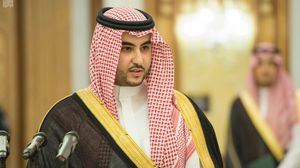 قال الأمير خالد على تويتر: "أطلب من الحكومة الأمريكية نشر أي معلومات تتعلق بهذا الادعاء".