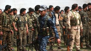 يتشكل لواء ثوار الرقة من مقاتلين عرب هربوا من تنظيم الدولة وقاتلوا مع الأكراد - جيتي