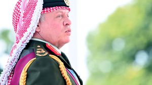 ترى الصحيفة أن من "المعقول الافتراض بأن الملك عبدالله سيتلقى اليوم (في مكة) دعما ماليا جميلا"- جيتي