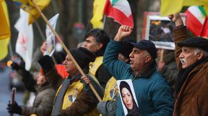 يقول التقرير إن عملية الاعتقال كشفت عن الطبيعة السيئة للمعارضة الإيرانية في الخارج والتي تدعمها أوروبا والولايات المتحدة- جيتي 