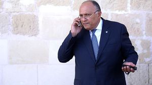 مراقبون يرون أن علاقة شكري برئيس الوزراء الإسرائيلي بنيامين نتيناهو تبعد عنه خيار الإقالة- جيتي