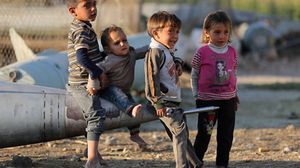 الغارديان: تساعد إذاعة دودو أطفال اللاجئين السوريين على نسيان همومهم- جيتي