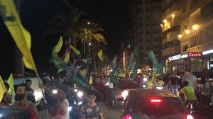 أنصار حزب الله نزلوا إلى الشوارع احتفالا بفوز مرشحيهم في الانتخابات البرلمانية- الوكالة الوطنية للإعلام
