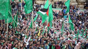 تتحدث حماس أنها تتعرض لحملة مزدوجة من المضايقات تشنها الأجهزة الأمنية التابعة للسلطة بالتعاون مع السلطات الإسرائيلية