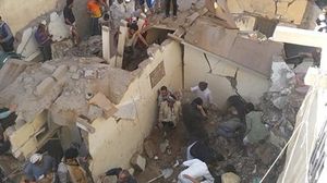 قناة المسيرة التابعة للحوثيين قالت إن الغارات استهدفت أحياء سكنية- المسيرة 