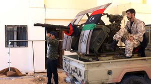 آلاف النازحين بسبب المعارك في ليبيا - جيتي