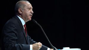 قال أردوغان إن "من يعتقدون أن جزيرة قبرص وثروات المنطقة تابعة لهم فقط سيواجهون حزم تركيا"- الأناضول