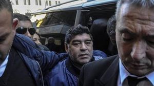 ألقي القبض على مارادونا بسبب شكوى قدمتها زوجته السابقة روكيو أوخيدا- فيسبوك