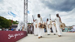 فرقة قطرية تحتفل بفعاليات لكأس العالم 2022- جيتي
