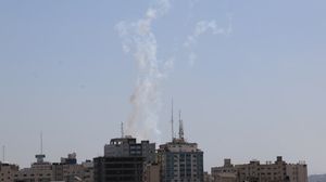 قالت حركة حماس إن المقاومة لن تسمح باستمرار نزيف الدم الفلسطيني واستمرار حصار غزة- عربي21