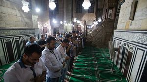 أعلنت بلدان إسلامية عديدة عن تعليق صلاة التراويح في المساجد- جيتي