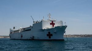 ستتواجد السفينة الطبية العسكرية كومفورت بمنطقة البحر الكاريبي وأمريكا الوسطى والجنوبية قريبا من فنزويلا- جيتي 