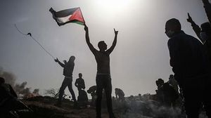 الفلسطينيون مستمرون في رفض الاحتلال والتوطين ومتمسكون بالتحرير  (الأناضول)