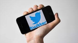 كان "تويتر" كشف عن فكرة تصنيف الحسابات التابعة للحكومات للمرة الأولى في آب/ أغسطس 2020- جيتي