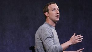 لا يعتقد مؤسس فيسبوك أن كورونا سينتهي قريبا - أ ف ب
