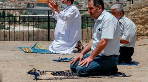 أكد مدير شؤون المسجد الأقصى أن قوات الاحتلال قامت بنصب عشرات الحواجز الحديدية داخل القدس- جيتي