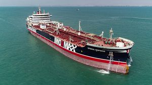 تبعث إيران بشكل علني شحنات وقود عبر البحر إلى فنزويلا المحاصرة من قبل الولايات المتحدة- جيتي