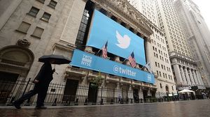 هبط سهم "تويتر" قبل بدء تداول جلسة الخميس بنحو 2.5 بالمئة عند سعر 32.26 دولار- جيتي