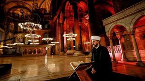 أثينا استنكرت تلاوة آيات من القرآن الكريم في متحف آيا صوفيا، في ذكرى فتح إسطنبول، الجمعة- الأناضول