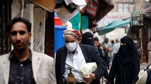 لم يعلن الحوثيون منذ منتصف أيار/ مايو الماضي عن أي إحصائيات جديدة للمصابين بفيروس كورونا- جيتي