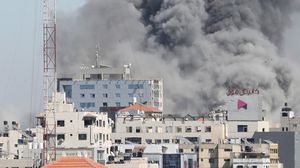 الاحتلال دمر برج الجلاء في غزة مشردا عشرات العائلات والمكاتب الصحفية- الأناضول