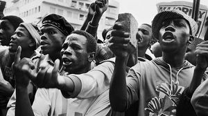 سكان جنوب أفريقيا نفذوا ثورة كبيرة بمناطقهم أسقطت نظام الفصل العنصري- أرشيفية