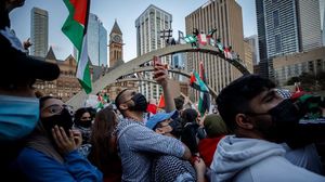 خرج متضامنون مع الفلسطينيين في تظاهرات ضد إسرائيل في كندا - جيتي