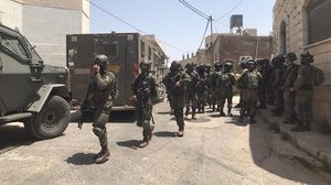 عدد من آليات الاحتلال العسكرية اقتحمت عنبتا وجابت شوارعها الرئيسية وأطلقت النار عشوائيا تجاه المواطنين- شبكة قدس