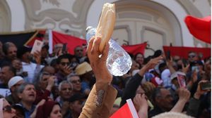 احتجاجات الخبز في تونس- فيسبوك