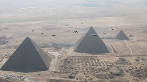 واشنطن تعلن بيع أسلحة وطائرات هيليكوبتر لمصر بقيمة 2.6 مليار دولار- فيسبك