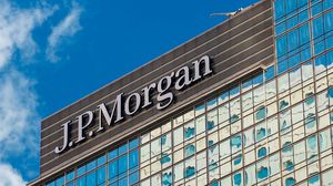 استحوذ "جي بي مورغان" على "فيرست ريبابليك" بعد عرض السلطات الأمريكية البنك المتعثر للبيع - تويتر