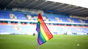 امتنع العديد من لاعبي نادي "تولوز" وغيرهم عن المشاركة في فعالية لدعم المثليين- tf1 / تويتر