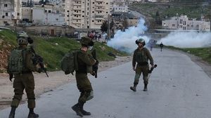 اقتحمت قوات الاحتلال الإسرائيلي مخيم عسكر شرقي نابلس - الأناضول