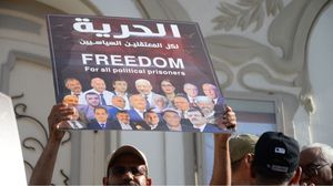 تقود السلطات التونسية منذ أشهر حملة اعتقالات ضد معارضين- جيتي