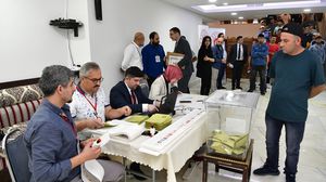 بدأ الناخبون الأتراك المقيمون في الكويت بالتوجه إلى صناديق الاقتراع- الأناضول