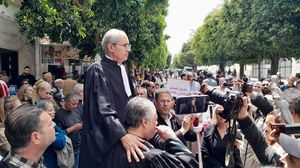 يتجهز المحامون لتنظيم "يوم غضب وطني" أمام قصر العدالة بتونس تتخلله وقفة احتجاجية الخميس القادم- عربي21