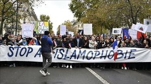 فرنسا بدأت خلال السنوات الماضية تصعيد إجراءاتها للتضييق على المسلمين- الأناضول
