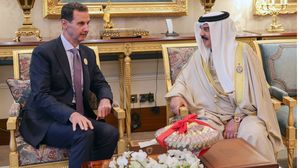 شارك الأسد في أعمال القمة والتقى قادة على هامشها - (وكالة أنباء البحرين)
