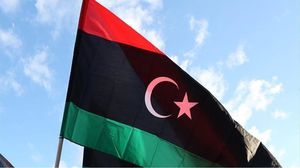 يوجد بعد سياسي يمكن أن يفهم من خلاله بعض ما يجري من تطورات على الساحة الليبية وهو أن الحراك الاقتصادي والمالي يصب في اتجاه تغيير حكومي تضغط باتجاهه جبهة الشرق.. (الأناضول)