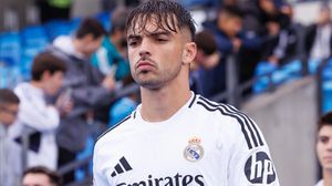 وتعرض أسينسيو الى الهجوم مرات عدة في الملاعب الإسبانية،- أ ف ب